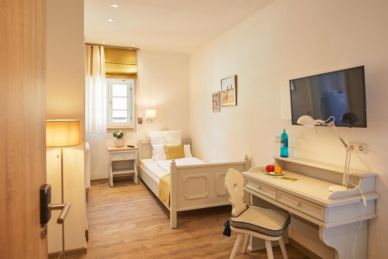 Hotel Landgraf ชวาล์มชตัดท์ ภายนอก รูปภาพ