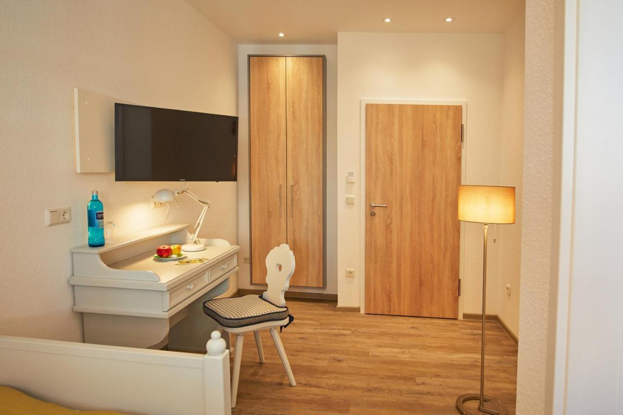 Hotel Landgraf ชวาล์มชตัดท์ ภายนอก รูปภาพ
